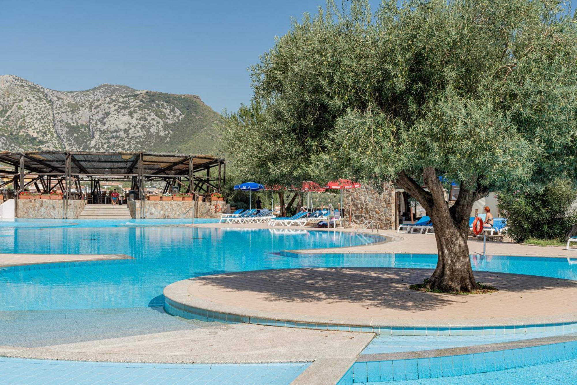 俱乐部Esse 4*Cala Gonone